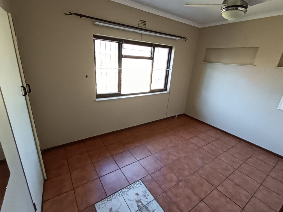 To Let 2 Bedroom Property for Rent in Da Nova Western Cape